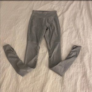 Alo yoga goddess leggings